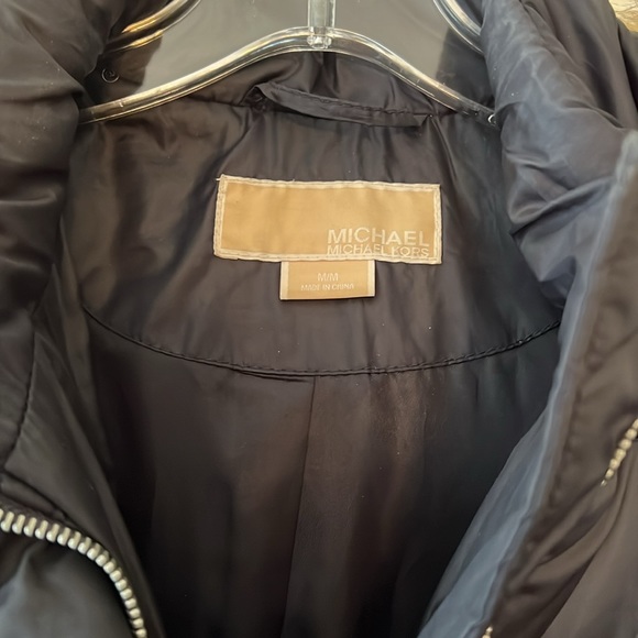 Michael Kors Navy Down Hooded Puffer Jacket M - Picture 2 of 7